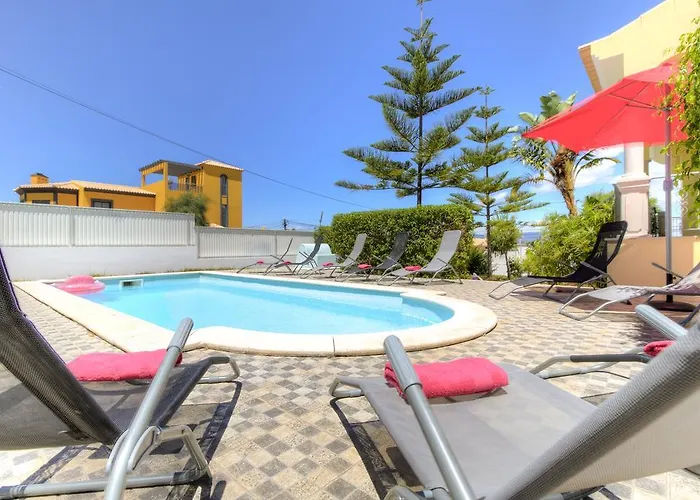 Menir Villa