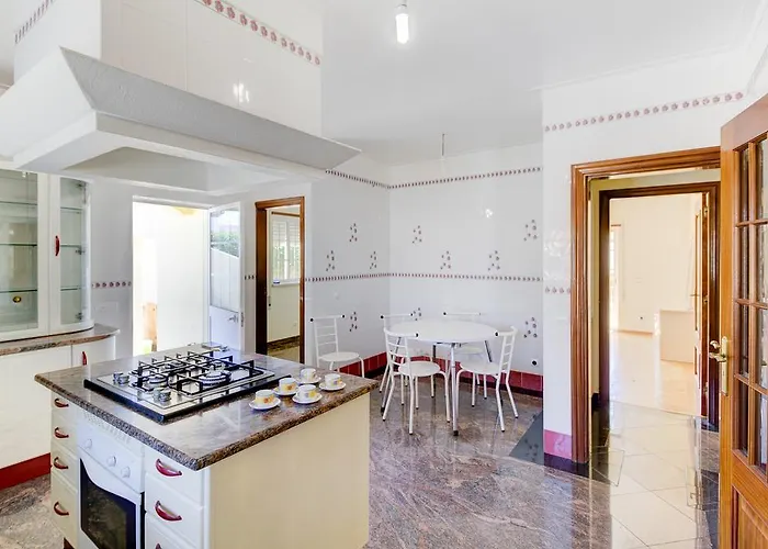 Menir Villa *